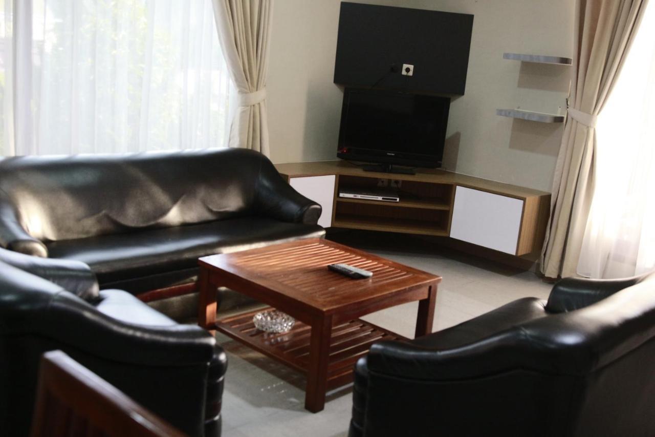 Hotel Pondok Asri Tawangmangu Buitenkant foto